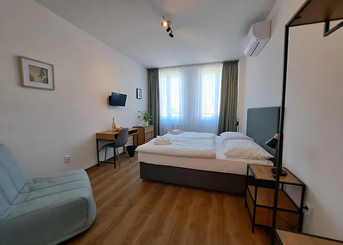 Legie Hotel 3*