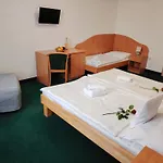 Legie 3* Prága