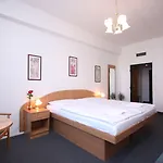 Legie Szálloda 3*
