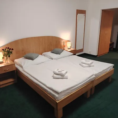 Otel Legie 3*