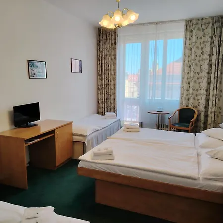 Legie Otel