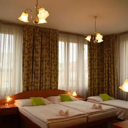 Legie Ξενοδοχείο 3*