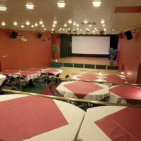 Legie Otel 3*
